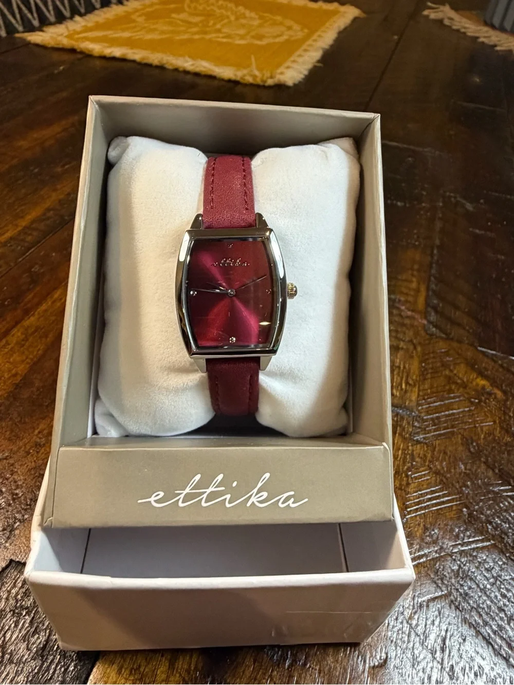 🌟 5 for $25 🌟 Ettika NIB Tonneau Rectangular Sunray Dial Burgundy Leather Watch